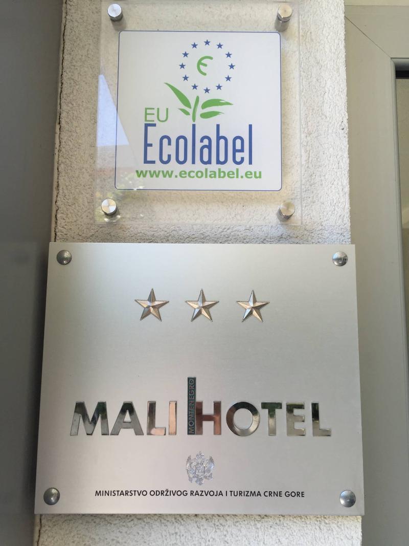 M-Club Hotel Budva Buitenkant foto